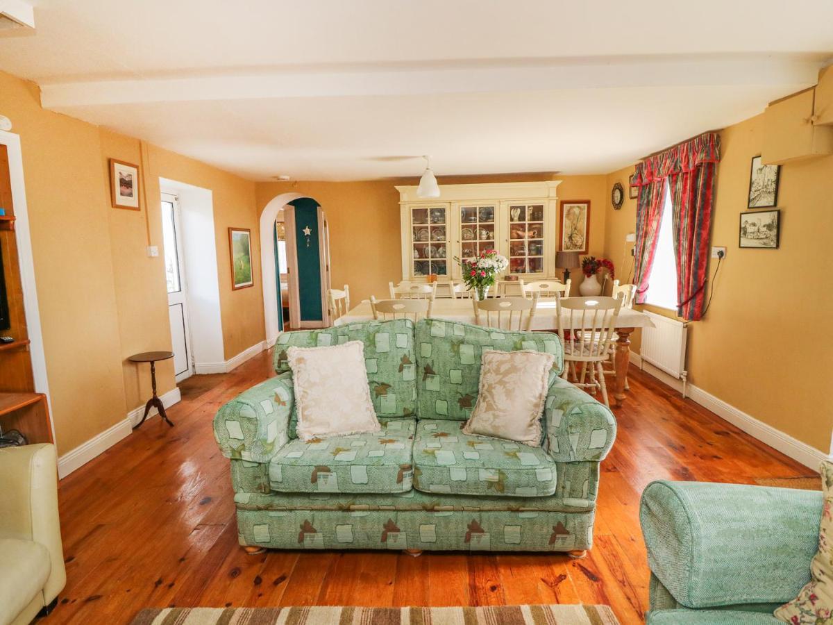 Julie'S Cottage Касълайлънд Екстериор снимка